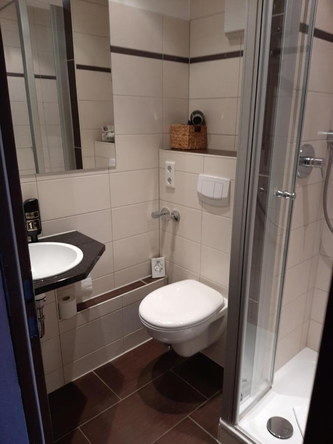 Hotel Landgasthof Frankenstern Goessweinstein Eksteriør billede
