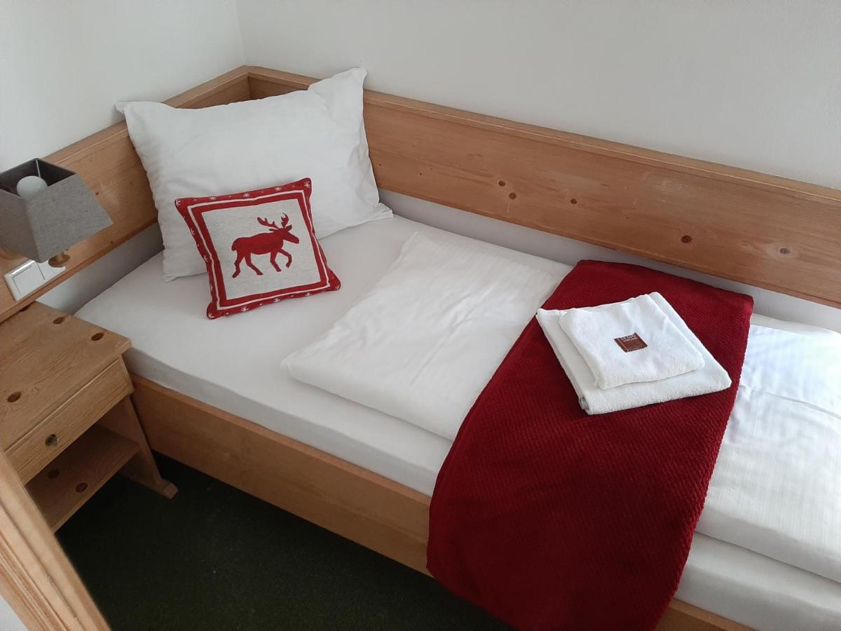 Hotel Landgasthof Frankenstern Goessweinstein Eksteriør billede