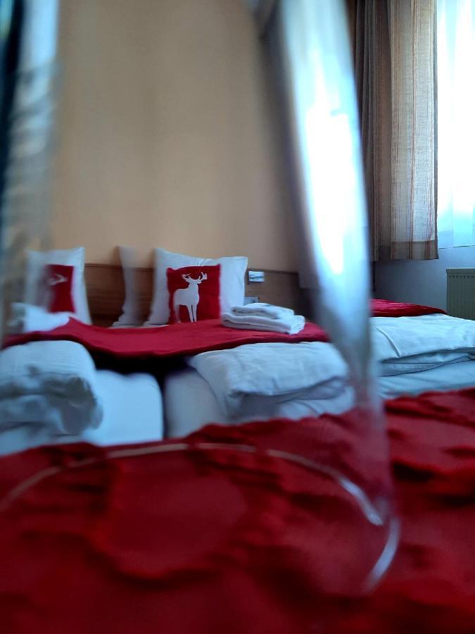 Hotel Landgasthof Frankenstern Goessweinstein Eksteriør billede