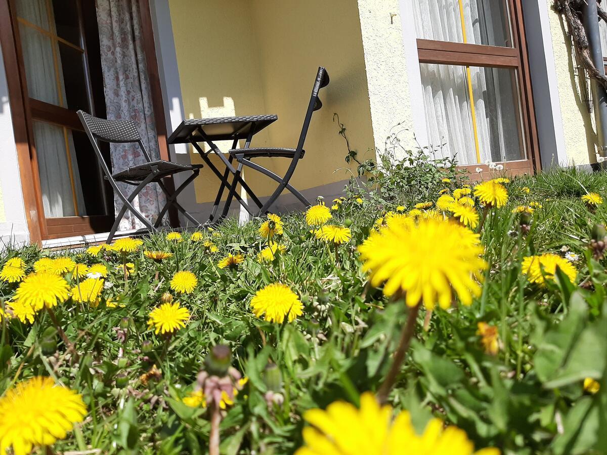 Hotel Landgasthof Frankenstern Goessweinstein Eksteriør billede